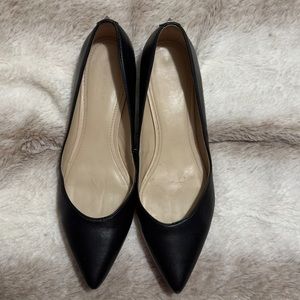 Marc Fisher leather pointy toe flats black 8.5